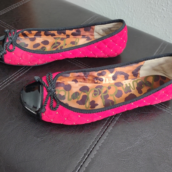 Sam Edelman Calypso Red Velvet Quilted Suede Gold Studded Ballerina Flats - Picture 3 of 15